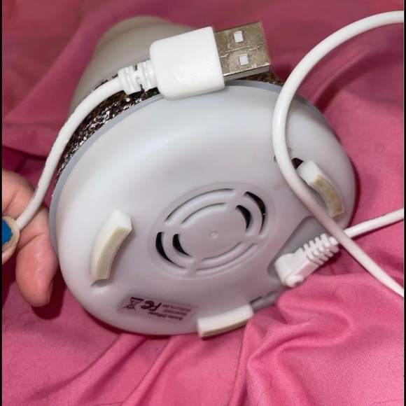 Mini Oil Diffuser - Picture 3 of 3